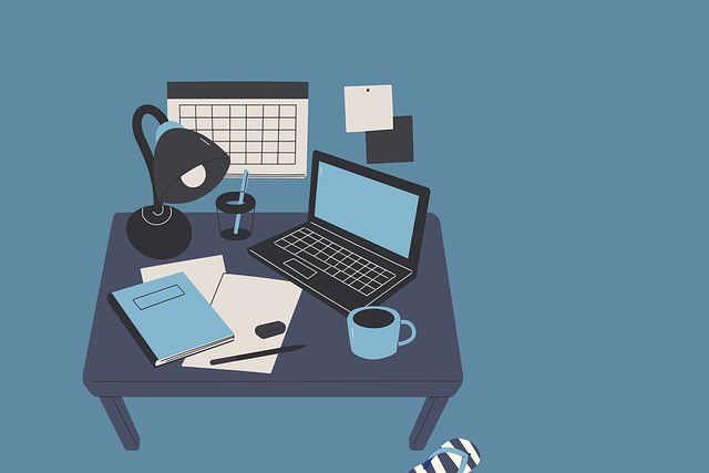 hostixo-10-muhtesem-adimda-evde-para-kazanmanin-yollari